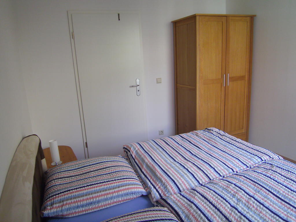 Altstadt Ferienwohnung Stralsund Mit Parkplatz Ruang foto
